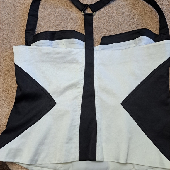 Bebe top - Picture 2 of 6